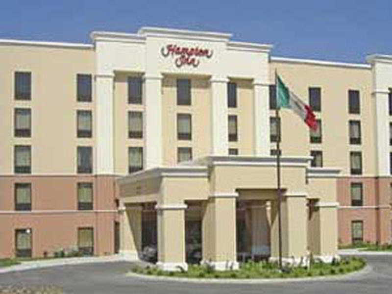 Hampton Inn Juárez Exteriör bild